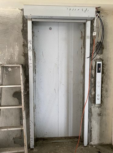 防火遮煙捲簾【只有捲簾本體安裝，不含其他任何包板工項】
